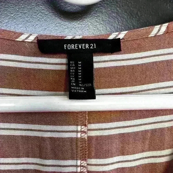 NWOT Women's Forever 21 Long sleeve Short Jumper/Romper Size Medium - Picture 2 of 6